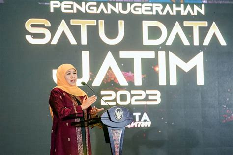 Sata Jatim Award Gubernur Khofifah Sebut Integrasi Data Jadi