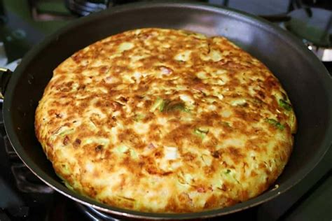 Torta de repolho de frigideira uma delícia bem levinha para toda