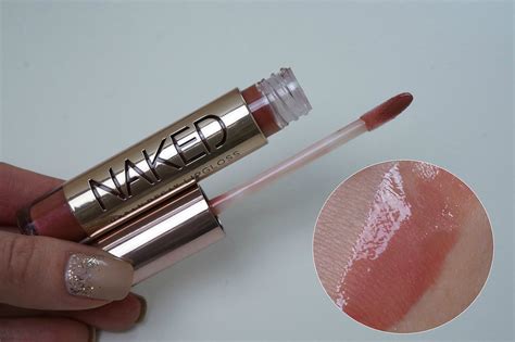 Review Naked On The Run Palette Camila Coelho