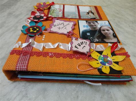 Creative Gift Ideas!!: Holiday Scrapbook!