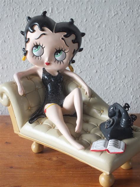 Fleischer Studios King Features Syndicate Statuette Betty Boop