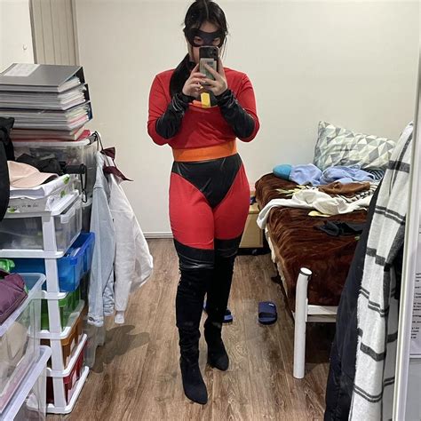 incredibles elastigirl costume • size large • comes... - Depop