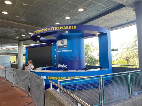 New Universal Rewards Visa Credit Card Kiosk At Universal Orlando