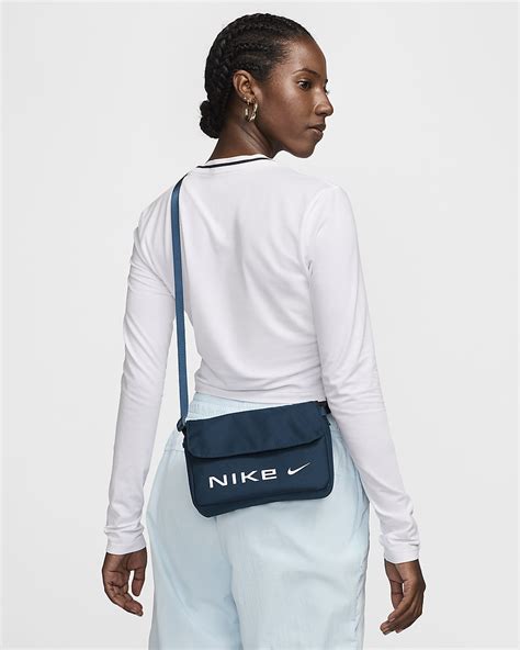 Nike Sportswear Futura Women's Cross-Body Bag (3L). Nike SG