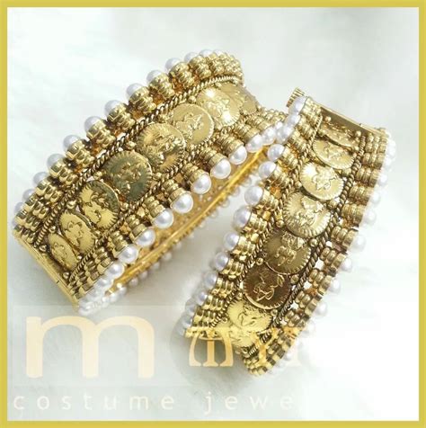 Designer Temple Bangles At Best Price In Mumbai By Myrah Id 6953222091