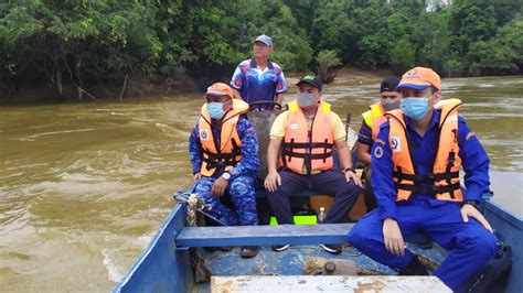 Lelaki Dikhuatiri Lemas Di Sungai Batang Rajang TVS