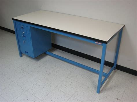 Rdm Workbench A P Flat Top Table