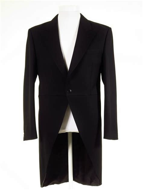 what to wear to a funeral men