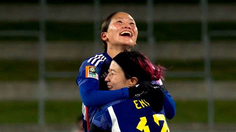 Japan's Women's World Cup team cleans stadium, leaves note after ...