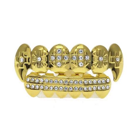 Diamond Fangs Gold Grillz [Top And Bottom] – Rhino Grillz