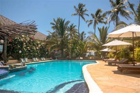 The Waterfront Zanzibar Beach Hotel Paje