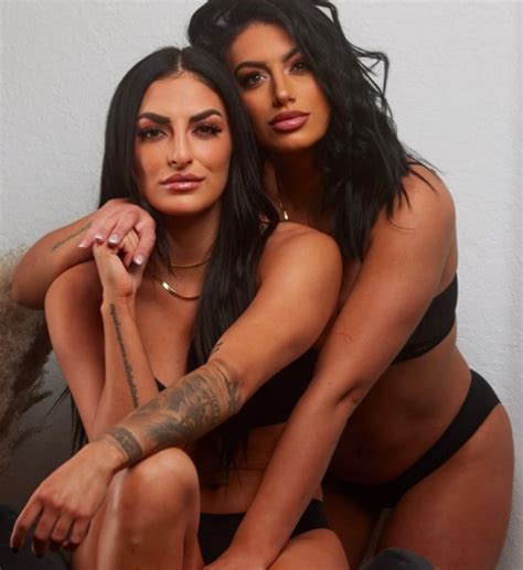 Sonya Deville The First Openly Lesbian Wrestler In Wwe Posts Her Most