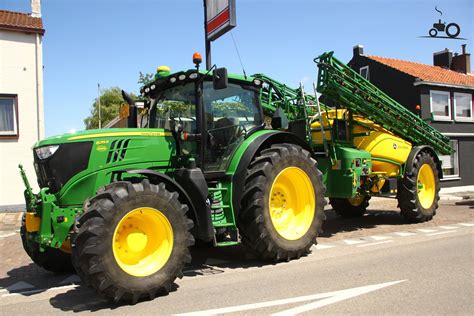 Foto John Deere R