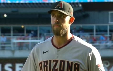 Albert Pujols Makes First Pitching Appearance Of His Career Fikkle Fame