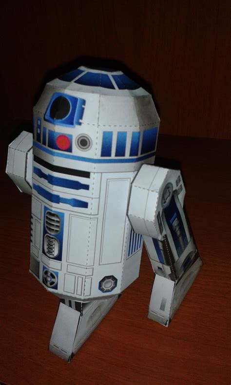 Papercraft Recortable De R D De Star Wars Manualidades A Raudales