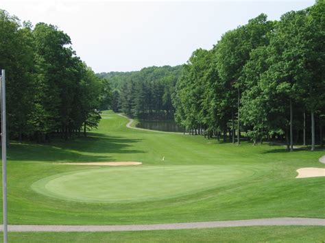 Apple Valley Golf Club | 4 Star Public Course | Howard, OH - Golf ...