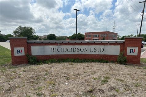 Richardson ISD approves 'bold plan' for teacher, staff compensation ...