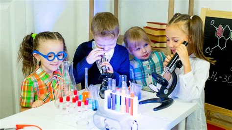 The Top 10 Easy Science Experiments for Preschoolers That Encourage ...