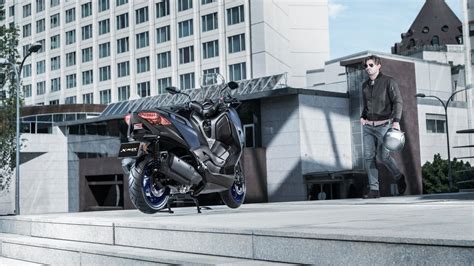 Motorrad Vergleich Suzuki Burgman Vs Yamaha Xmax