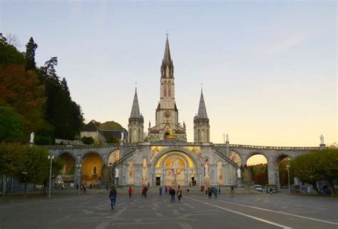 Conhe A O Santu Rio De Nossa Senhora De Lourdes E O Caminho De Lourdes