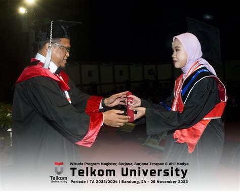 WISUDA TELKOM UNIVERSITY 2023 FTE S1 TEKNIK TELEKOMUNIKASI DEKAN 326