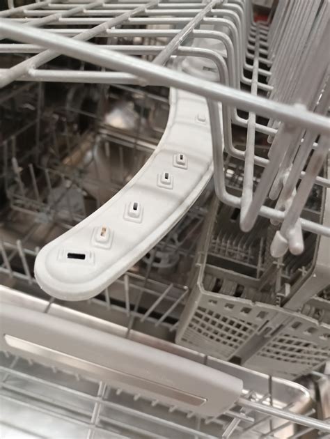 Hotpoint Ariston Hic C Cw Total Integrated Dishwasher Off