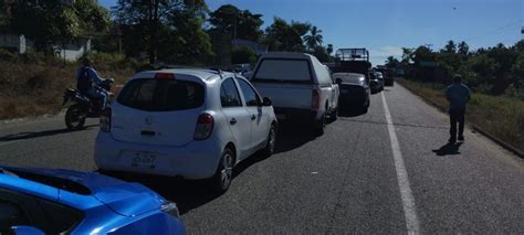 Participan Maestros Y Alumnos De La Unipeg En Bloqueo De Tecpan