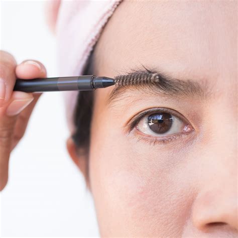 Thin Over Plucked Eyebrows These 3 Simple Makeup Hacks Can Transform