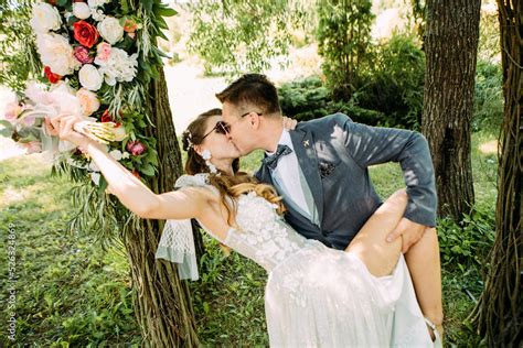 happy couple love together wedding ceremony romantic Stock Photo ...