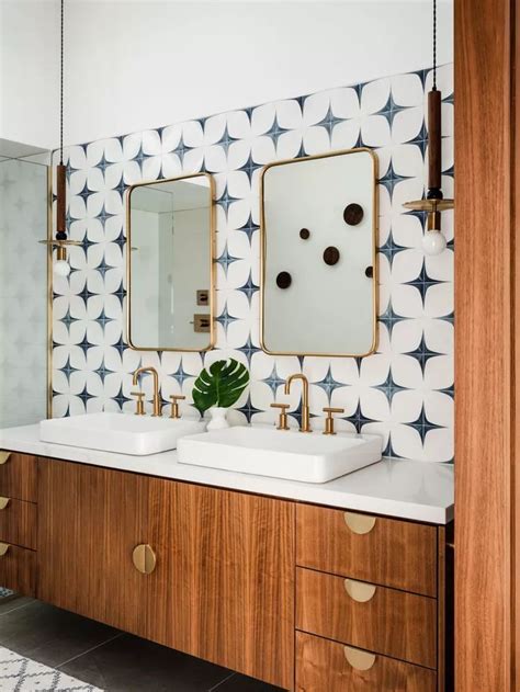 40 Midcentury Modern Bathrooms That Never Get Old Mid Century Modern