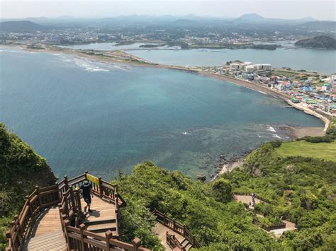 Jeju Island: Of Volcanoes & Waterfalls - Walking with Wally