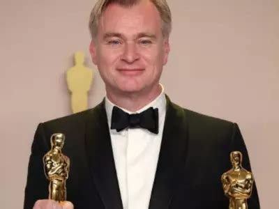 Christopher Nolan's First Oscar Win Is Making Fans Emotional, Here's ...