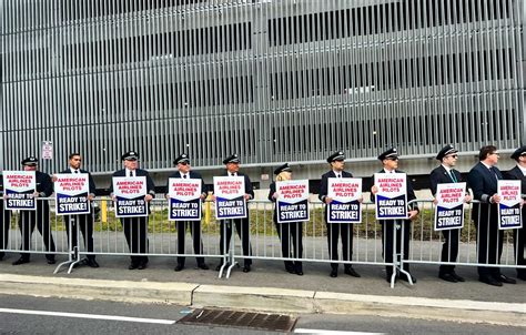 Pilotos de American Airlines se irían a huelga Quisqueya Peach