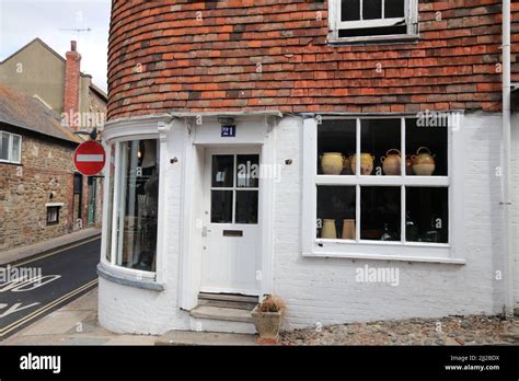 THE SHOP IN RYE IN THE UK CALLED THE CONFIT POT USED AS COOPER S