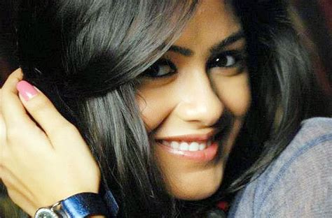 Mrunal Thakur Quits Kumkum Bhagya