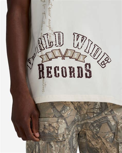 Shop Smoke Rise Tree Camo Patch Tee KT24678SNZ-CHK white | SNIPES USA