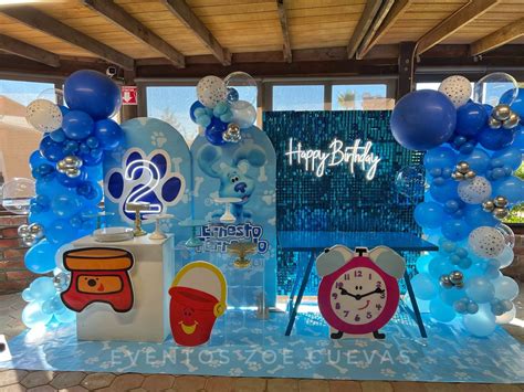 Pistas de Blue 💙🐾🐶 | Las pistas de blue, Fiesta de clue, Decoraciones de fiestas para bebés