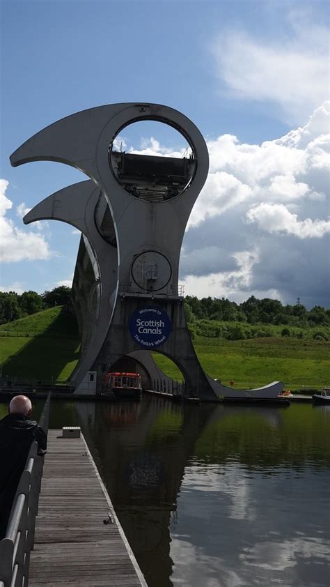 Falkirk Wheel Das Falkirk Wheel Ein Spezielles Schiffsheb Flickr