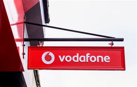 Vodafone Vende Subsidi Ria Na It Lia Por Bilh Es De Euros