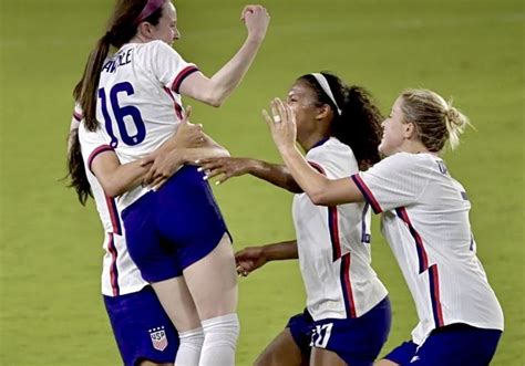 Uswnt Teammates Christen Press 23 Partially Hidden Rose Lavelle 16