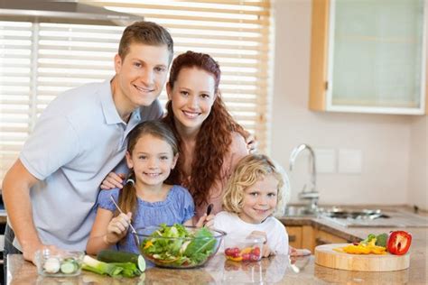 Otroci In Vegetarijanska Prehrana Mali Vegetarijanec Bodi Eko