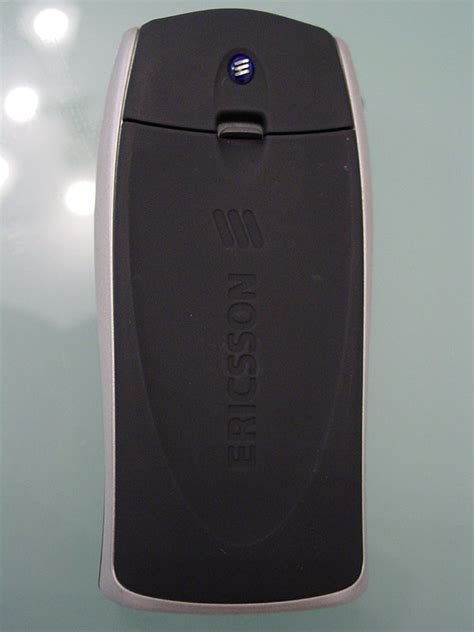 Ericsson T68 Mobile Phone Review | theVooner.com