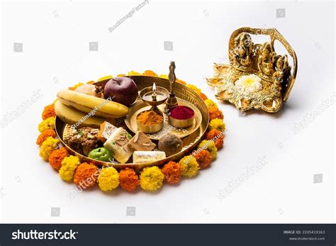 91 Laxmi Ganesh Saraswati Images, Stock Photos & Vectors | Shutterstock