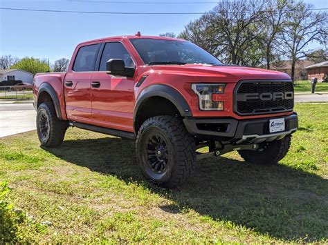 2020 Race Red Raptor 🇺🇸 Fordraptor