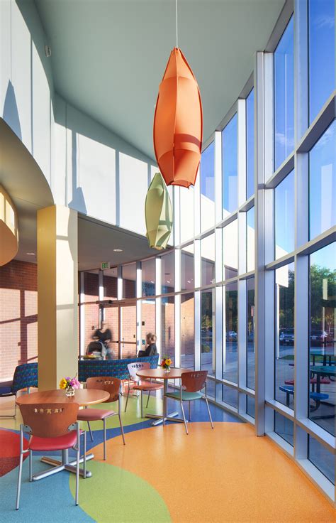 Children's Hospital Oakland-Walnut Creek Campus-Lobby - Uhrich Design ...