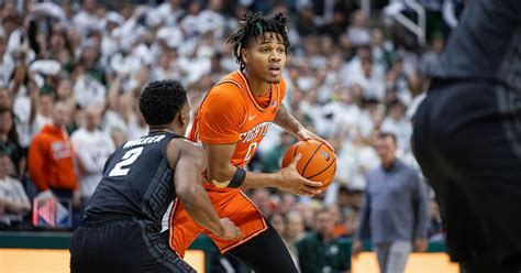 Late Offensive Woes Plague No 10 Illinois In Loss At MSU The