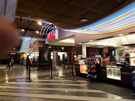 Movie Theater «Regal Cinemas Visalia Sequoia Mall 12», reviews and ...