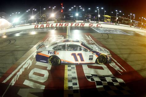 Nascar Denny Hamlin Wins As Kyle Busch Wrecks Chase Elliott