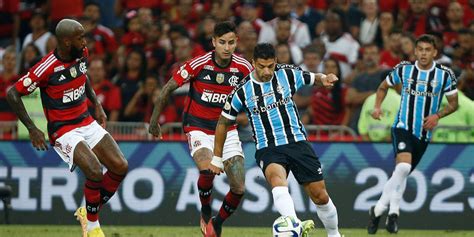 Grêmio parte pra cima para fechar joia do Flamengo