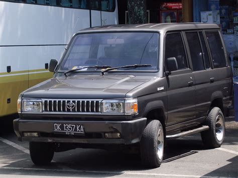 Toyota Kijang Kf40 1986 96 Chrispit1955 Flickr